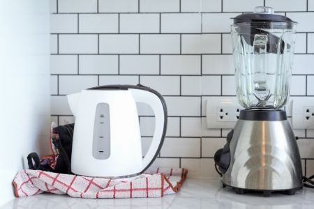 food blender and tea pot