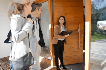 real estate agent tenant screening